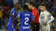 Nyom hace autocrítica, pero niega que le tocara la cara a Vinicius