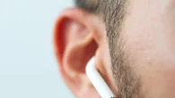 ¿Usas auriculares a diario? Este es el volumen al que debes poner la música para no acabar sordo ni tener problemas de oído