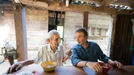 Dan Buettner, especialista en longevidad, señala que la familia con más años del mundo, toma cada día la misma comida
