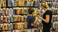 Ahorrar hasta 300 euros por hijo en la vuelta al cole: antes estaba mal visto, ahora cada vez más familias lo hacen