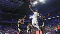 Okeke firma su primera gran noche de blanco