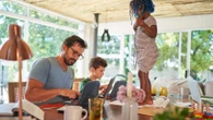 El regalo de Hacienda a las familias que tengan hijos menores de 25 años viviendo en casa: hasta 1.500 euros