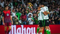 El Racing de Santander remonta al Dépor y duerme líder