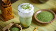 El té matcha, la bebida de moda que mejora tu concentración, reduce la ansiedad y que puedes preparar en menos de cinco minutos