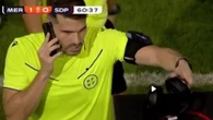 La nueva imagen surrealista que nos deja el VAR de Primera RFEF