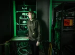 This 21-year-old founder cut open his leg to show off his biotech. Then he raised $4.3 million from Peter Thiel and others.
