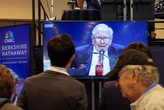 Warren Buffett says US spending is 'unsustainable,' but doesn't envy DOGE and its efforts to fix it