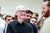 The 10 best memes we've seen about Tim Cook stepping down as Apple CEO