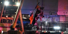 Helicopter crash over Hudson River kills all 6 passengers on board