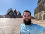 I paid off $90,000 in student debt by living with my parents. I moved to Australia, have my own place, and a higher salary.
