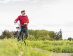 Ireland's oldest man is 108 and cycled everywhere until he was 99. He shared his three-word mantra for staying active into your 100s. 