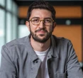 Check out the exclusive 18-slide pitch deck an ex-Uber leader used to raise $10 million to build AI for hospital-at-home tech