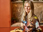 A dietitian and nutrition scientist shared 3 lazy ways to eat more fiber, including having dessert