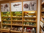 I visited Williams Sonoma and got a glimpse at why business is booming, from its free perks to high-end kitchen tools