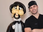 I have $400,000 in med school debt. I'm doing balloon art to pay it down.