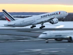 Europeans are pulling back from travel to the US, but rich Americans are still going the other way, Europe's biggest airlines say