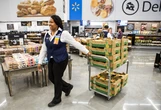 Walmart is boosting store managers' average pay to $128,000 &mdash; and offering a bigger bonus