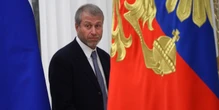 How Russia's Roman Abramovich went from a billionaire sports tycoon to Putin's backchannel to the West