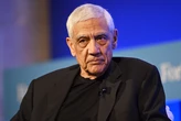 Vinod Khosla says Windsurf's founders abandoned their team: 'I definitely would not work with their founders next time'