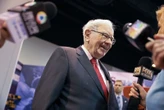Read Warren Buffett's Thanksgiving shareholder letter &mdash; his last one as Berkshire Hathaway CEO