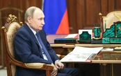 Russia's high military recruitment bonuses are straining its economy