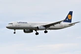 A flight spent 10 minutes with no pilot when the first officer collapsed while the captain was in the bathroom