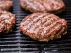 I've been a chef for years. Here are my 8 tips for making perfect, juicy burgers.