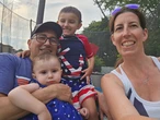 A 'sandwich generation' mom learned she had breast cancer, then lost her father. The hardest part was staying positive in front of her kids.