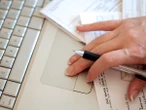 After struggling to pay my bills for months, I used ChatGPT to help me budget. I finally feel in control of my finances.