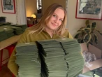Gen Z are paying strangers around the world to send them handmade mail