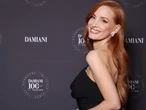 Jessica Chastain is selling her historic 4-bedroom apartment in New York City for $7.45 million. Take a look inside. 