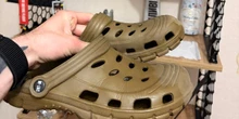 Ukrainian soldiers have been ditching combat boots for what they call 'tactical Crocs' when they're off the front lines