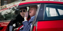 The latest Musk-Trump feud is a 'nail in the coffin' moment for Tesla, investor Ross Gerber says 
