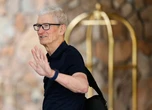 Apple saw an 'unusual buying pattern' among US shoppers this year. Tim Cook explains what happened.