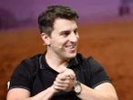 Airbnb CEO Brian Chesky says there's a 'silver lining' for people starting businesses in a choppy economy