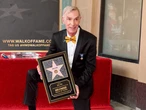 Bill Nye the Science Guy swears by these 2 habits to keep his brain healthy