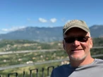 I realized I'm not happy living in Florida. So we're moving to a small town in Italy, where life moves at a better pace.
