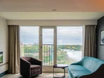 I paid $1,000 to sleep in a hotel room facing Niagara Falls for 2 nights. It was totally worth it.