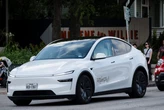 Shareholders sue Tesla and Elon Musk on heels of deadly self-driving verdict, alleging its robotaxi violates traffic laws
