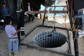 Israel is said to be flooding Hamas tunnels &mdash; a tactic Egypt already used in 2013, but with sewage