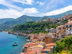 I love traveling to Italy, but always skip the Amalfi Coast. Here are 4 seaside destinations I like to visit instead.