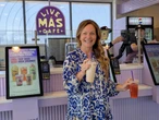 I tried Taco Bell's new spinoff, Live Más Café. The drinks were such a great value that Starbucks should be worried.