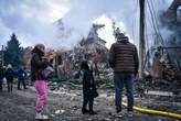 US special ops veterans are teaching regular Ukrainians how to keep each other alive in a war that's 'just so blatantly civilian'