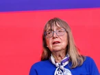 Her daughters were CEOs of YouTube and 23andMe. Her advise for parents in the AI era? Send your kids to college.