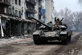 NATO allies are betting on tanks, even as exploding drones are wiping them out in Ukraine