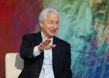 JPMorgan CEO Jamie Dimon's advice to managers: Stop running meetings to impress the boss
