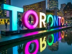 I was born and raised in Toronto. Here are the 8 mistakes I always see tourists make when they visit.