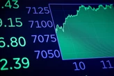 Stock investors are living in a parallel universe where AI trumps all, tech guru Erik Gordon says