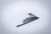 What's it like to fly a B-2 bomber for 2 days straight? Here's what record-holding pilots say.