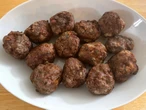 My dad's Greek meatballs are the perfect quick dinner &mdash; and so easy to make